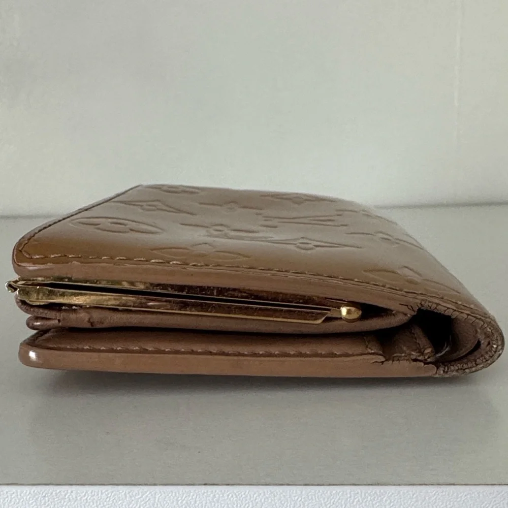 Louis Vuitton Gold Vernis Monogram Kisslock Wallet